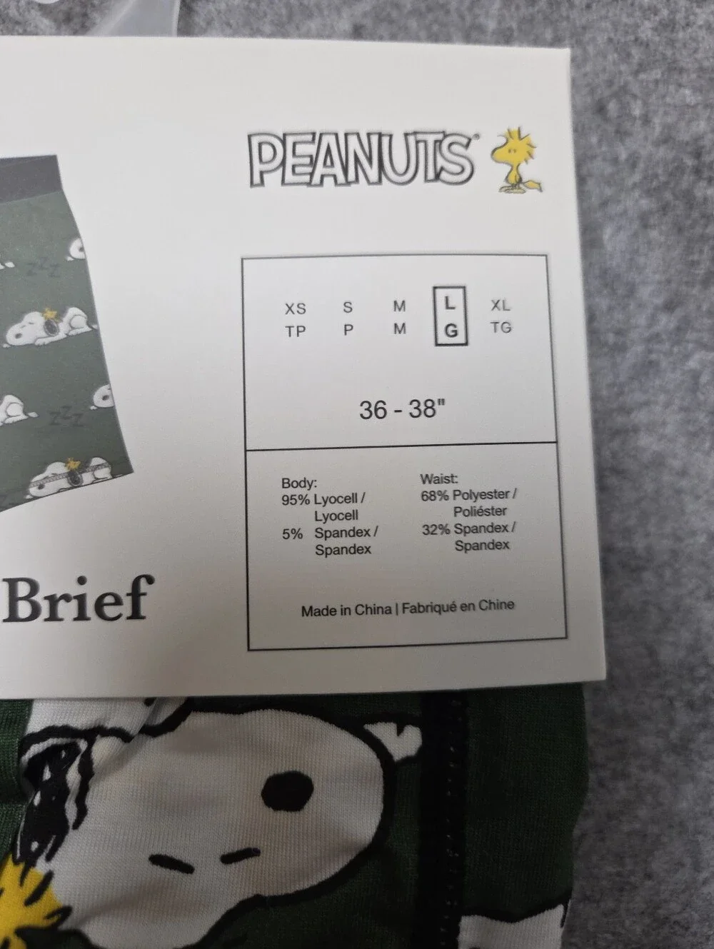 Bioworld Peanuts Men's Green Boxer Briefs with Snoopy Print Large Nwt